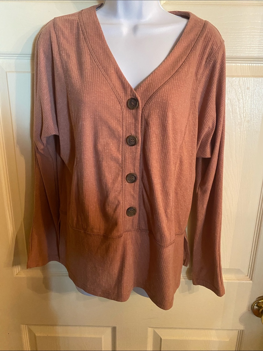 Tribal Mauve-Pink Button V-Neck Ribbed Sweater